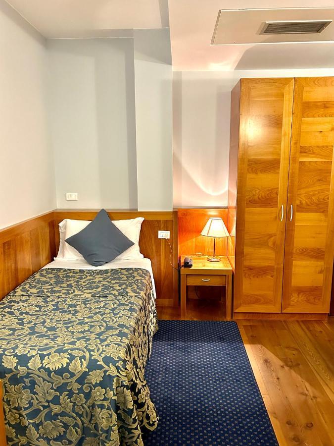 Hotel Due Torri Tempesta Noale Kültér fotó