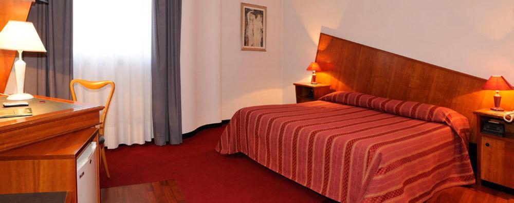 Hotel Due Torri Tempesta Noale Kültér fotó